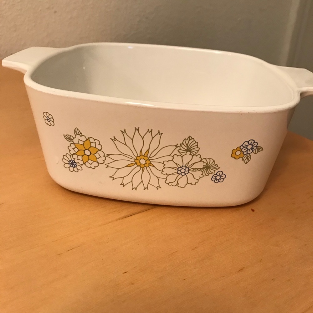 Corningware vintage Floral Bouquet